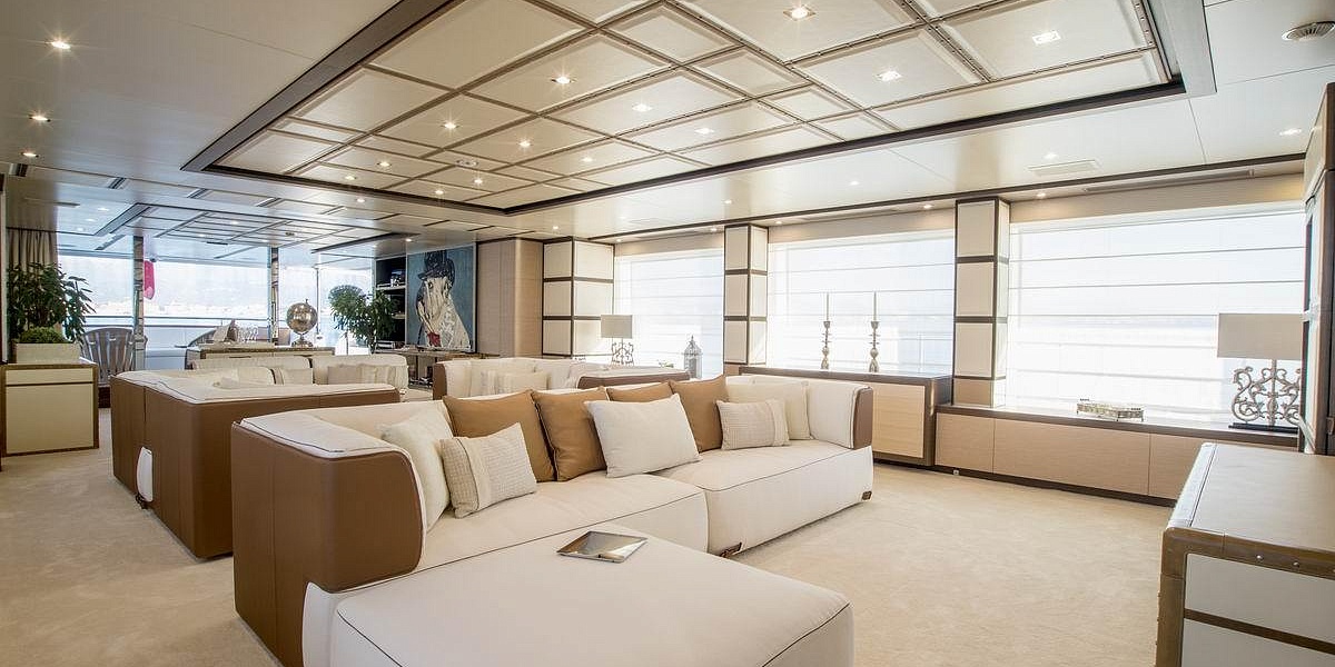 Аренда яхты Benetti Crystal 140 - NELA (Soy Amor) во Франции